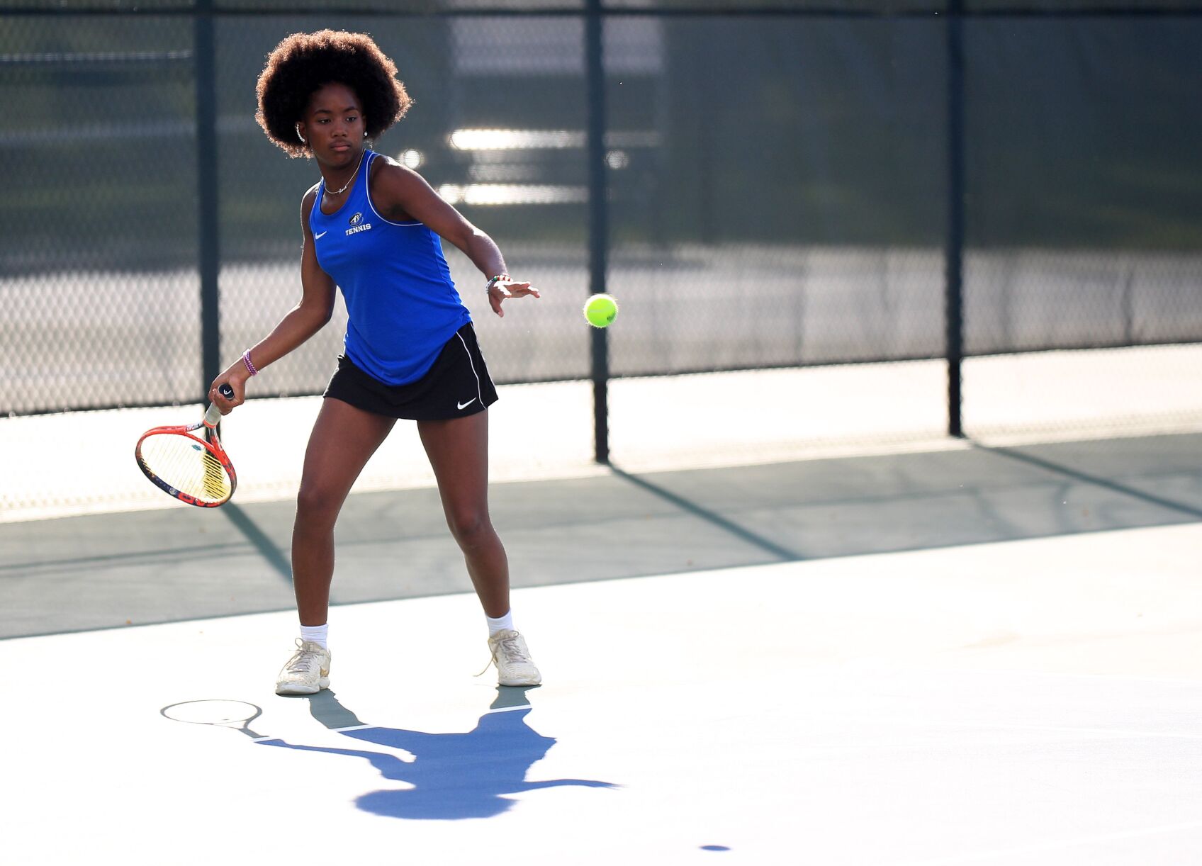 Class 2 District 2 girls tennis team championship: Ladue 5, Villa Duchesne 1